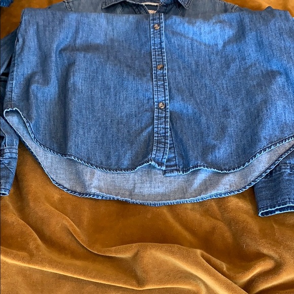 Tie waist chambray shirt; Merona Size Medium - Picture 10 of 10